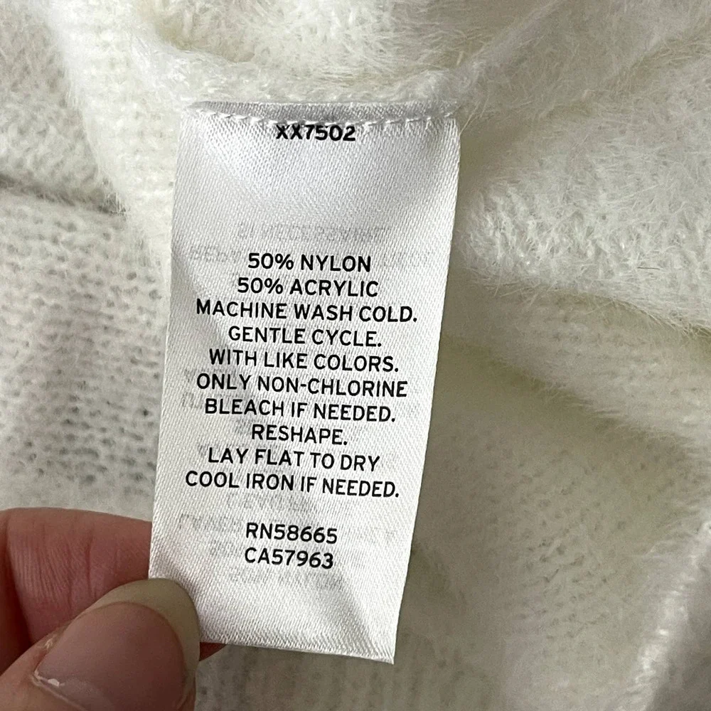 Caslon Ivory Cloud Plush Dolman Sleeve Pullover Sweater NWOT Size Small